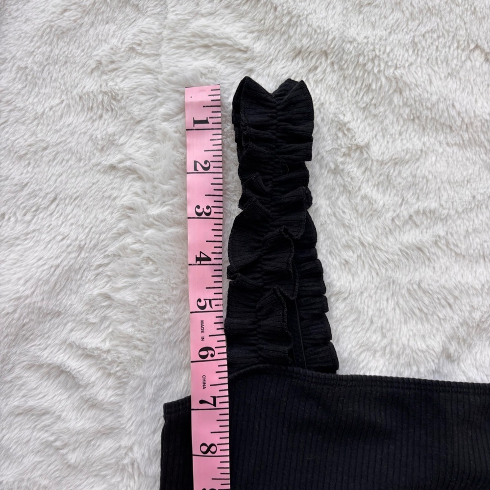 Aritzia Sunday Best Black Ribbed Ruffle Strap Crop Top Size S - Picture 7 of 9